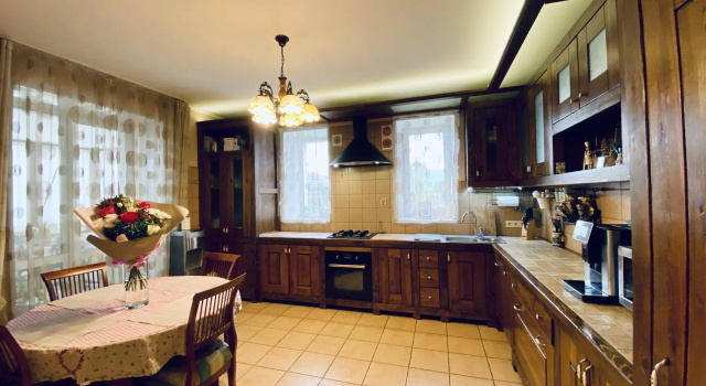 Коттедж Premium Unique Apart (Уник Апарт) Коттедж на Металлплощадке