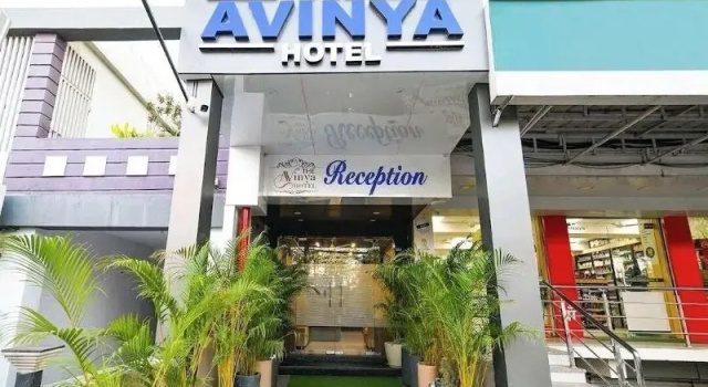 The Avinya Hotel, Забронировать Отель Отели Джей-Нагара 3 звезды, 3*