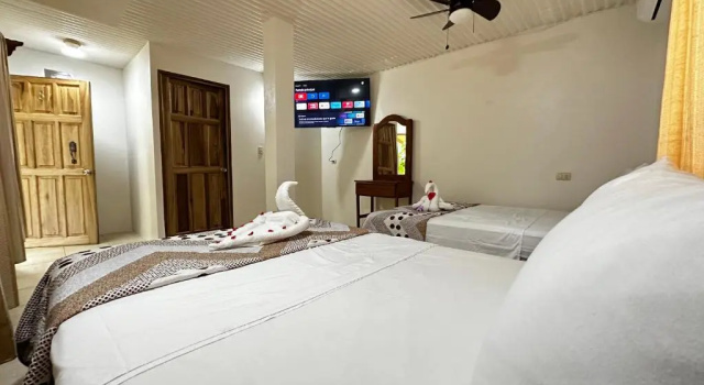 Loma Real Hotel & Hotsprings