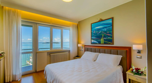 Hotel Lidò, Book Hotel Passignano sul Trasimeno Lake Trasimeno