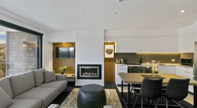 Апартаменты с балконом Rihiri Apartment