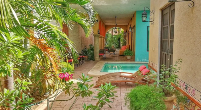Casa Dos Lirios Hotel Boutique, Boek Bed and Breakfast Mérida Yucatán
