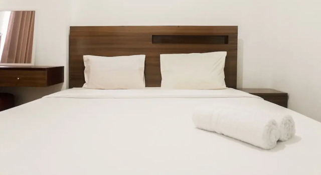 Homey and Comfy 2BR Apartment at Waterplace Residence, Book Lejlighed Wiyung Surabaya