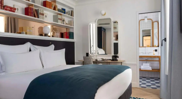Двухместный номер Superior Hotel Louvre Montana