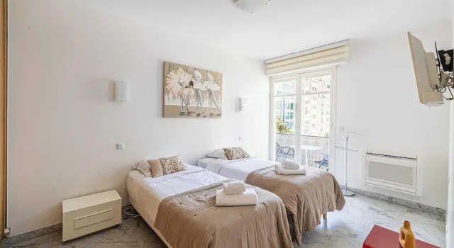 Modern Apartment - 2br-4p- Croisette Plage, Забронировать Апартаменты/квартира Отели Канн с парковкой, Парковка
