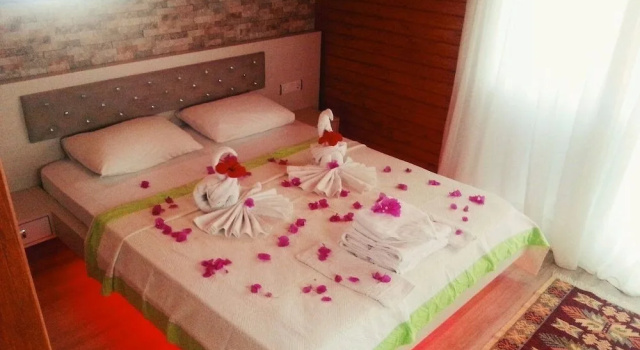 Nuri's Beach Bungalow