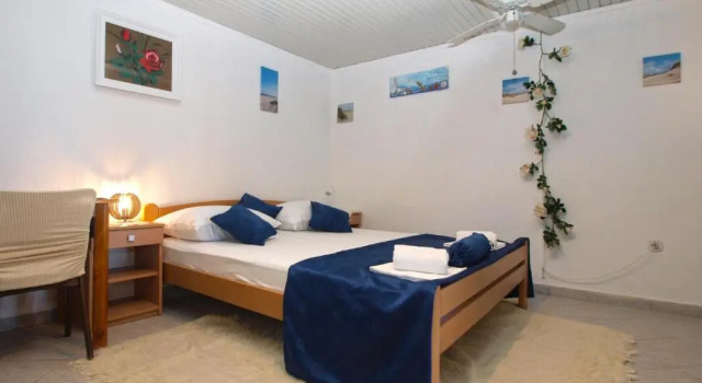 Apartment Lovre 1605