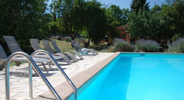 Il Tamantino, Rezervați Hotel Brunetta Umbria