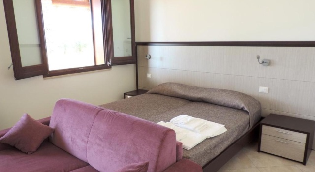 Agriturismo Casa del Peperoncino, Varaa Hotelli Otranto hotellit, joissa on uima-allas, Uima-allas