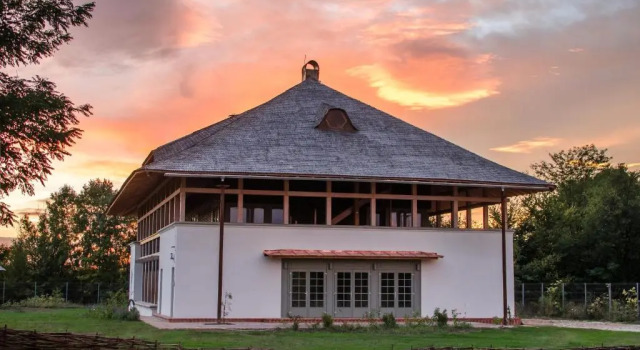 La Moșie Bolovani, Забронировать Отель Bolovani Дымбовица