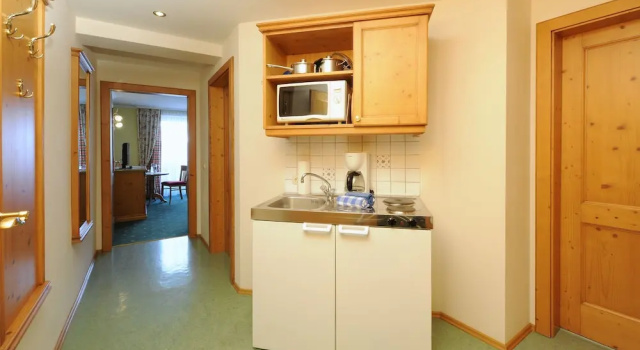 Апартаменты Standard с балконом Aparthotel Kristall