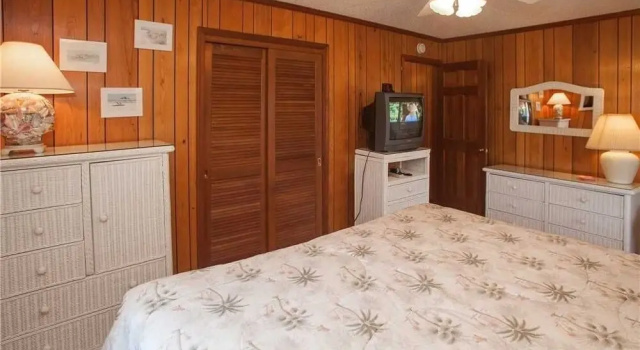 Beach Retreat - 5 Br Home