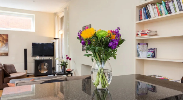 Kensington 2 Bedroom Home, Забронировать Дом для отпуска Виллы Большого Лондона, Вилла