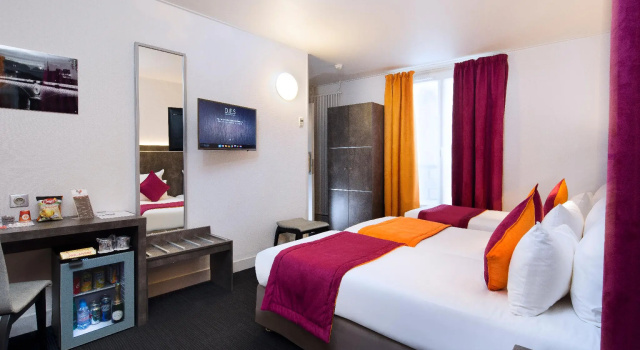 Трёхместный номер Standard Hôtel du Plat d'Etain