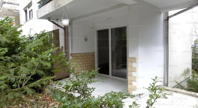 Апартаменты Romantic two bedroom apartment in the hills of Budapest with private parking