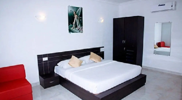 La Conceicao Beach Resort, Varaa Lomakeskus Pohjois-Goa hotellit, joissa on uima-allas, Uima-allas