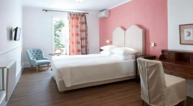 Kouneni Apartments, Забронировать Апартаменты/квартира Отели острова Миконоса с парковкой, рядом с Ветряные мельницы Миконоса, Парковка