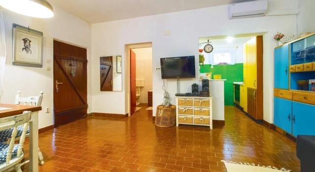 Nice Home In Zrnovnica, Забронировать Отель Зрновница Окрестности Сплита