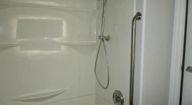 Четырёхместный номер Standard Quality Inn Kirksville