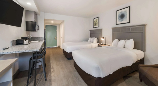 Suburban Studios Williamsburg Central, Prenota Hotel Williamsburg Virginia