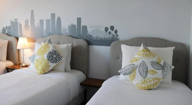 Номер Standard Hometel Suites