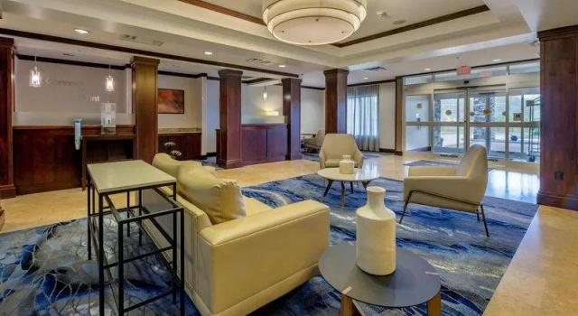 Кровать в общем номере Fairfield Inn & Suites by Marriott Slippery Rock
