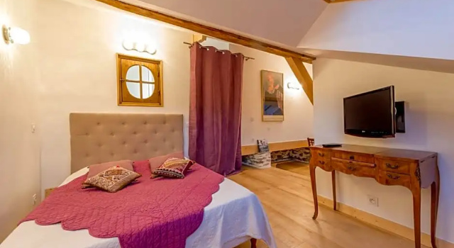 Au Cheval Blanc - appartements et chambres dhôtes, Забронировать Апартаменты/квартира Альбервиль 