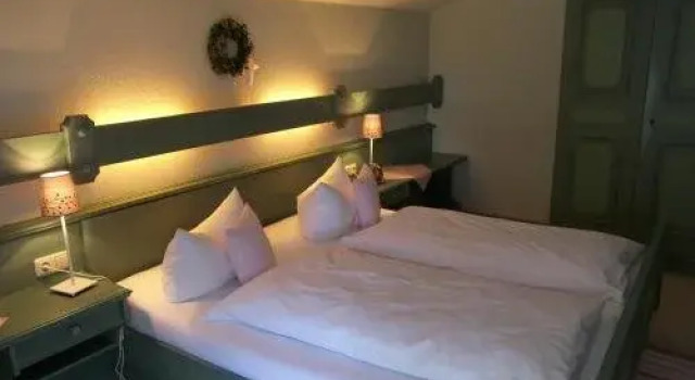 Christiane Ferienwohnungen - Feuerwehrheimstraße