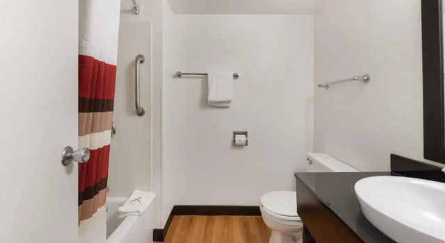 Номер Premium Red Roof Inn PLUS+ Columbus - Worthington