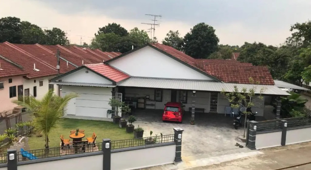 Jiaxin Homestay - JP Pedana 家馨民宿, Rezervasyon Otel Kampong Pandan Johore