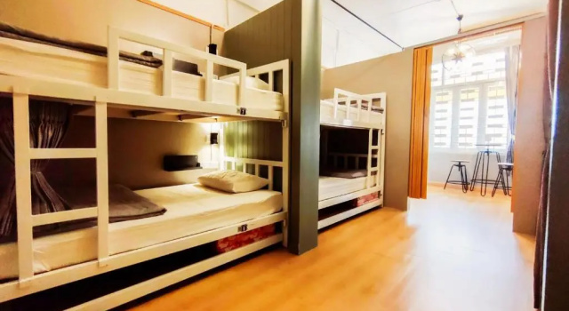 Кровать в общем номере Hub Hostel Hatyai