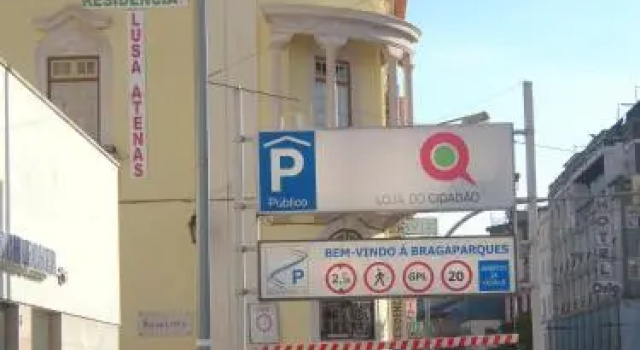 Guesthouse Lusa Atenas, Забронировать Отель Коимбра Бейра-Алта