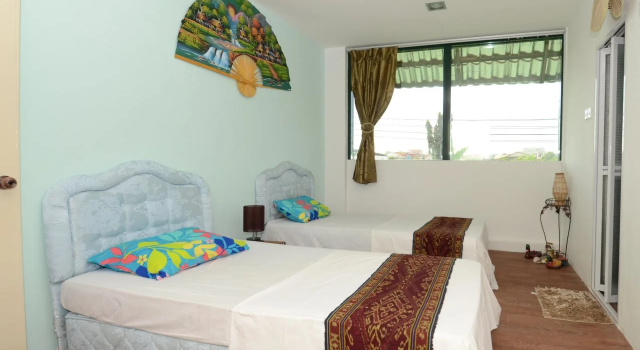 ZEN Rooms Borneo Swiss, Rezerwuj Hotel Hotele w Sabah z Parkingiem, Parking