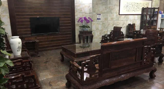 Puqian Business Hotel, Rezerwuj Hotel Hotele w Heyuan z Parkingiem, Parking
