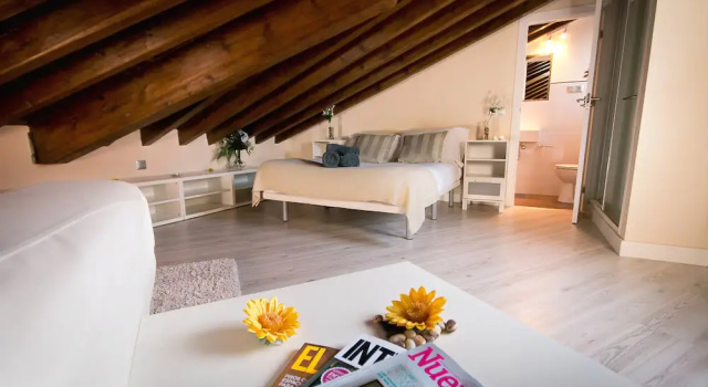 Malaga 102299 1 Bedroom Apartment by Mo Rentals, Забронировать Апартаменты/квартира Отели Малаги с парковкой, рядом с Центр Помпиду в Малаге, Парковка