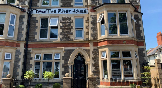 The Riverhouse Backpackers, 예약 베드 앤드 브렉퍼스트 카디프 베이 카디프