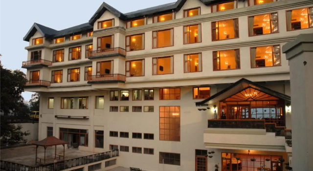 Club Mahindra Resort - Mashobra, Shimla, Забронировать Курортный отель Курортные отели штата Махараштры, Курортный отель