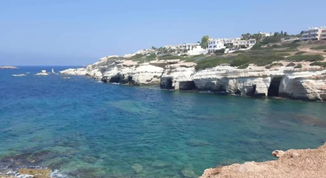 Kambi Gardens 3, two bedrooms semi detached house, Rezerwuj Hotel Hotele w Pafos z Parkingiem, Parking