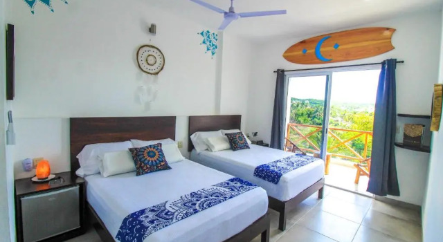 Balkonlu Standart dört kişilik oda Casa de Olas Boutique Hotel