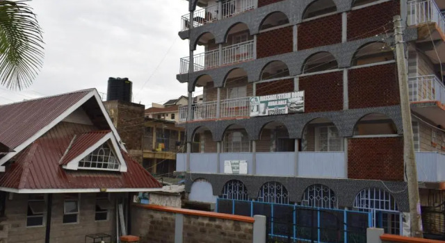 Caphill Hotel, Đặt Khách sạn Syokimau Machakos