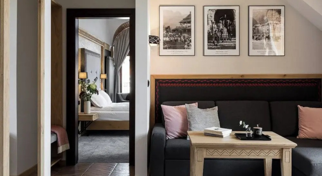 Полулюкс с балконом Aparthotel Cristina