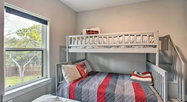 Коттедж с 3 комнатами 1 Mi to Boating and Beaches Lake Texoma Getaway
