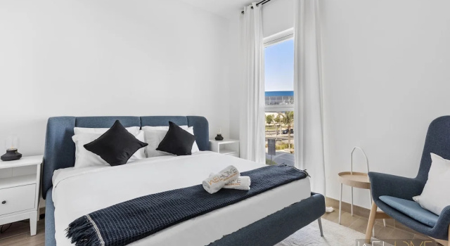 WelHome - Apt Close to Yas Waterworld and Ferrari Circuits, Забронировать Апартаменты/квартира Остров Яс Абу-Даби