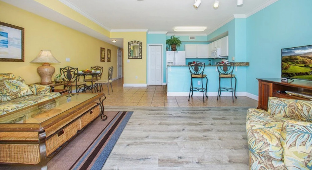 Tidewater 313 213334 by RedAwning