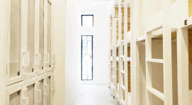 Кровать в общем номере (женский номер) HOOD Hostel