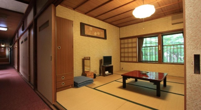 Номер Japanese-Style with Private Toilet Koyasan Onsen Fukuchiin