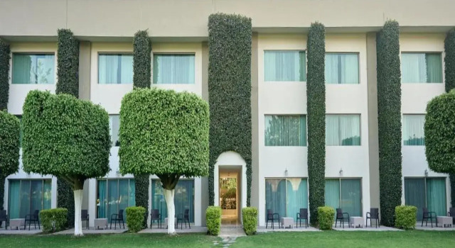 Hotel La Estancia Tapatía, Rezervasyon Otel Chapalita Guadalajara