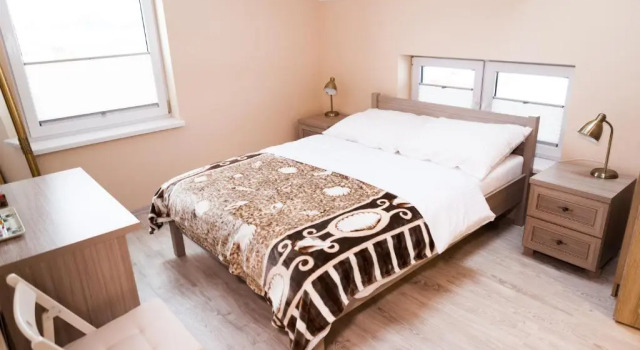 "U Mamy Róży" - Pokoje Gościnne, Забронировать Отель Реда Кашубия