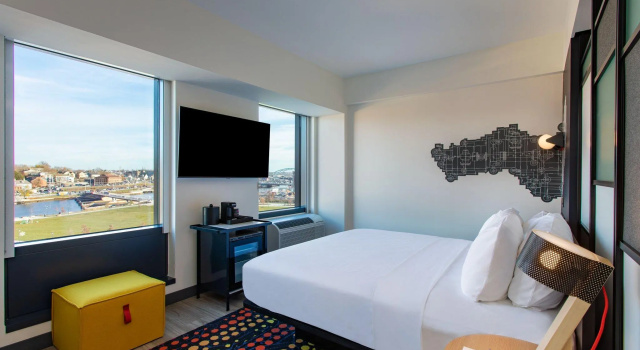 Двухместный номер Standard с видом на реку Aloft Providence Downtown