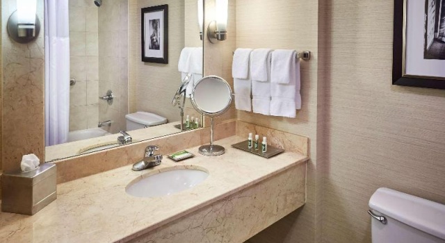 Номер Standard Best Western Plus Waterfront Hotel